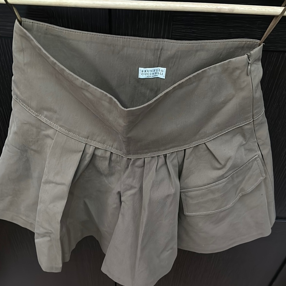 Brunello Cucinelli Women's Brown skirt